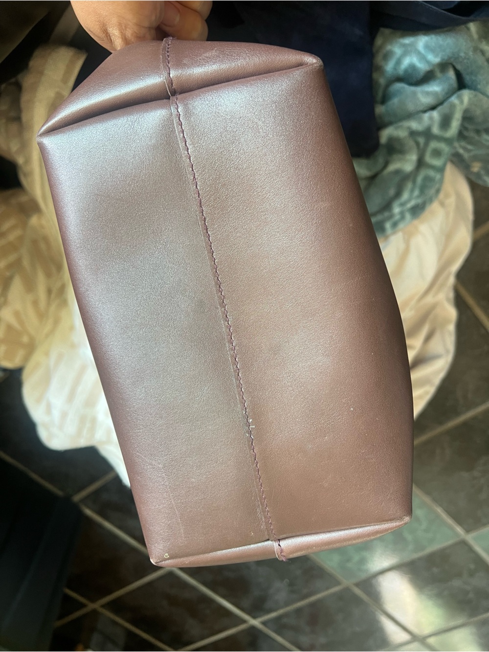 Madewell The Essential Bucket Tote - Picture 9 of 11